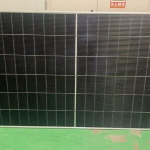 Factory Wholesale 590W Photovoltaic Panels and Modules